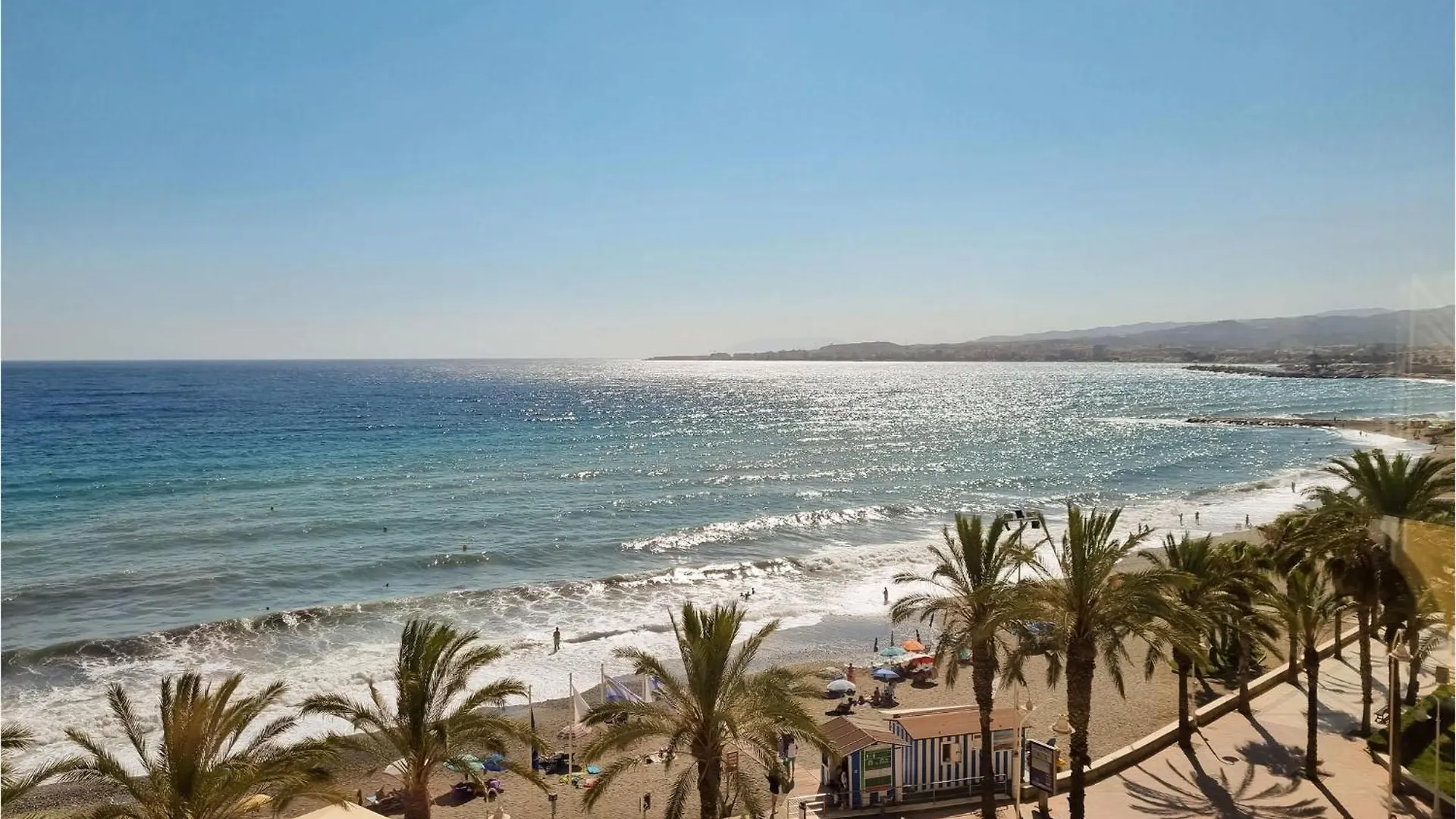 Nice Apartment In Algarrobo-Costa With Kitchen